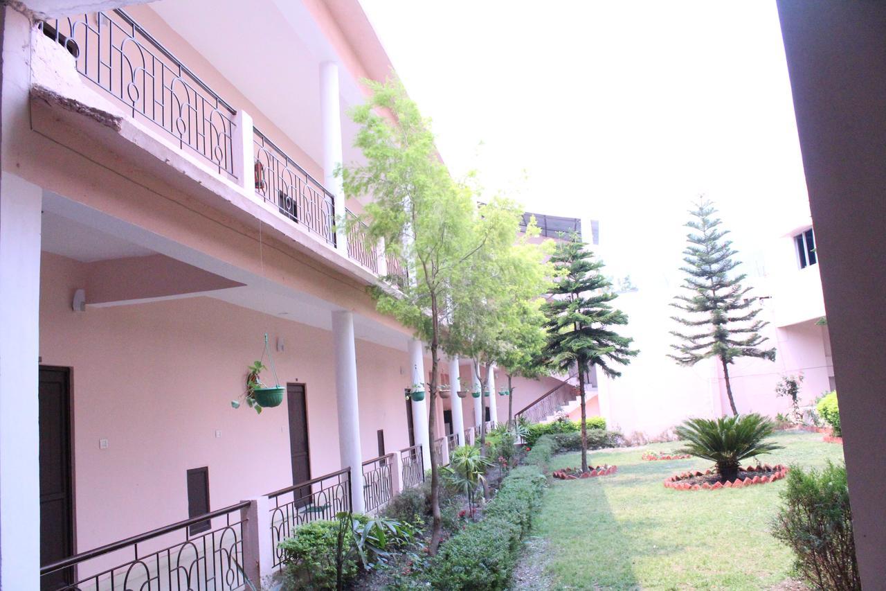 Greenwood Hotel Bhīm Tāl Zewnętrze zdjęcie