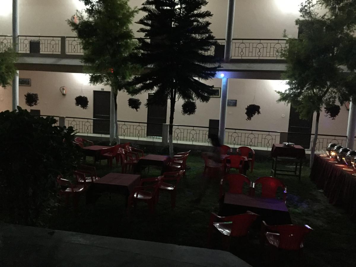 Greenwood Hotel Bhīm Tāl Zewnętrze zdjęcie