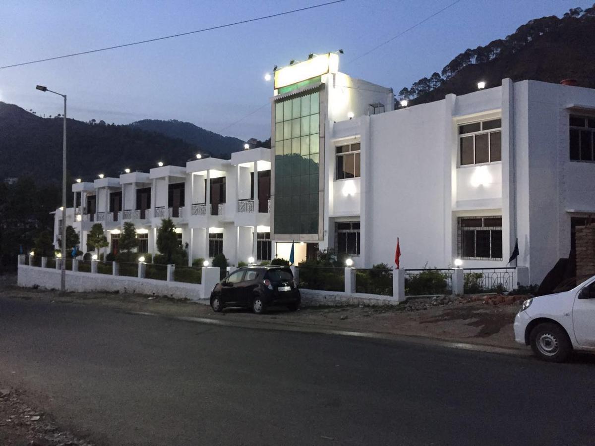 Greenwood Hotel Bhīm Tāl Zewnętrze zdjęcie