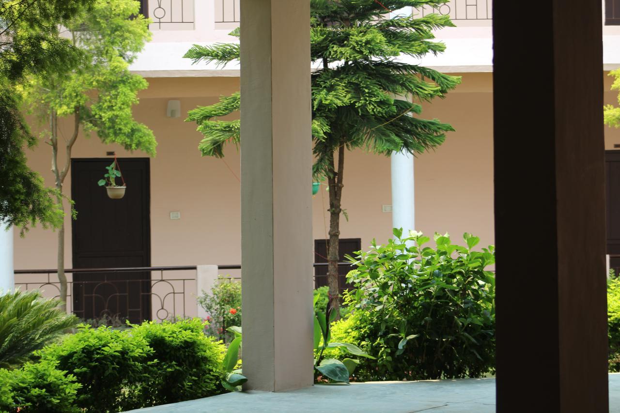 Greenwood Hotel Bhīm Tāl Zewnętrze zdjęcie
